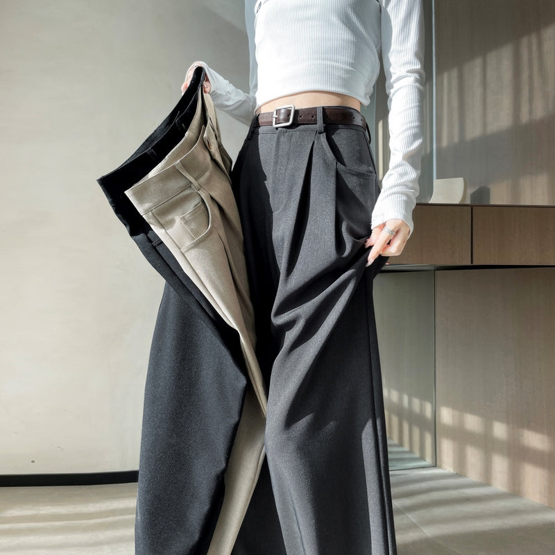 Pleated Trouser