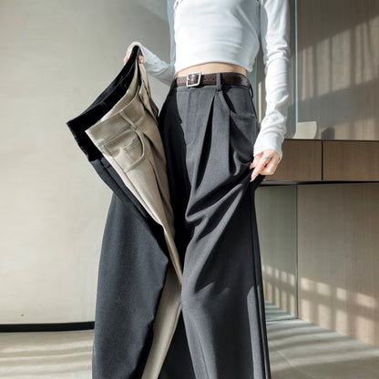 Pleated Trouser