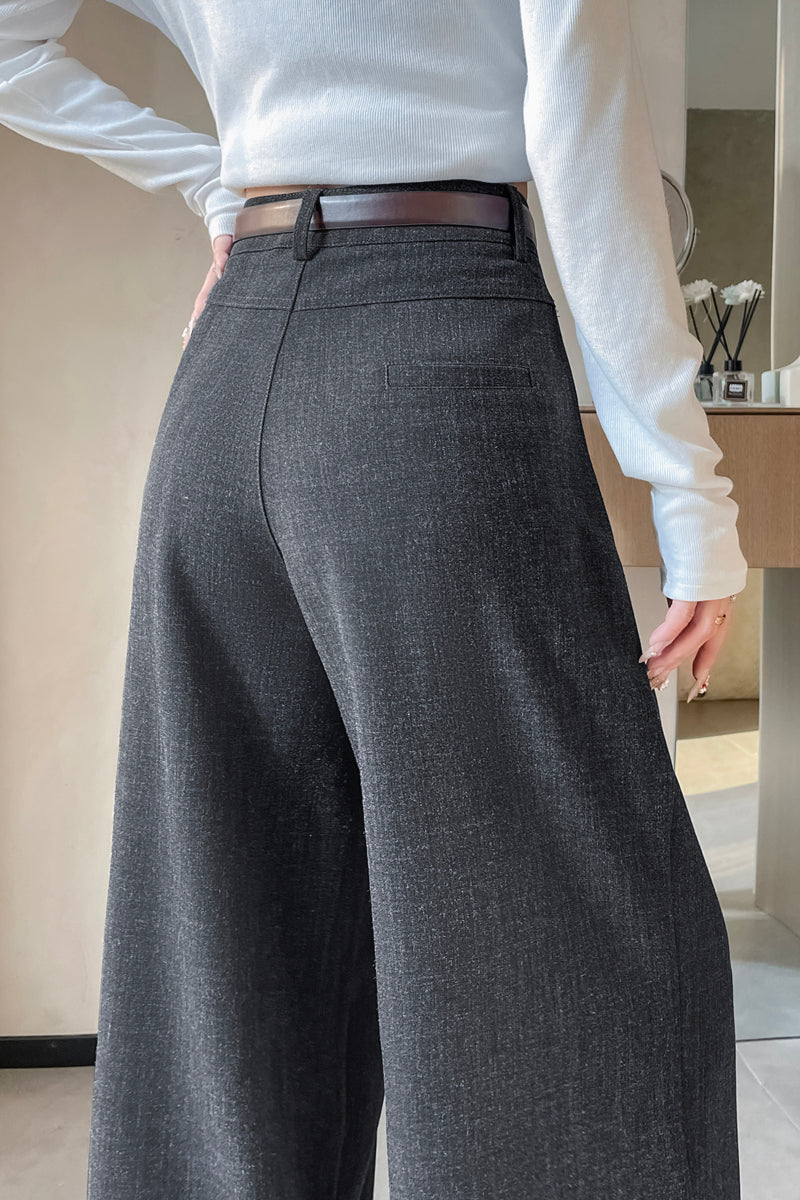 Pleated Pant