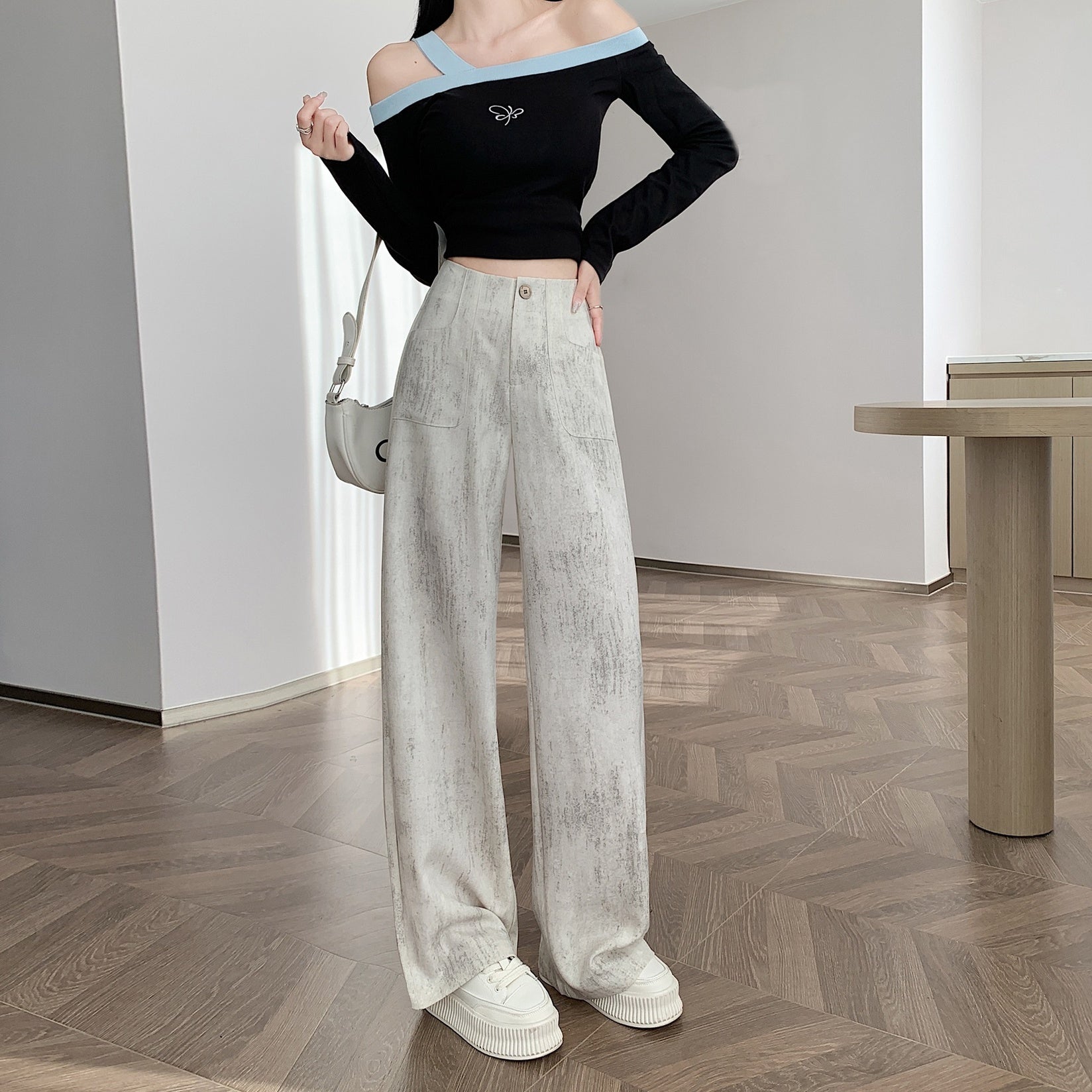 Straight-leg Trousers