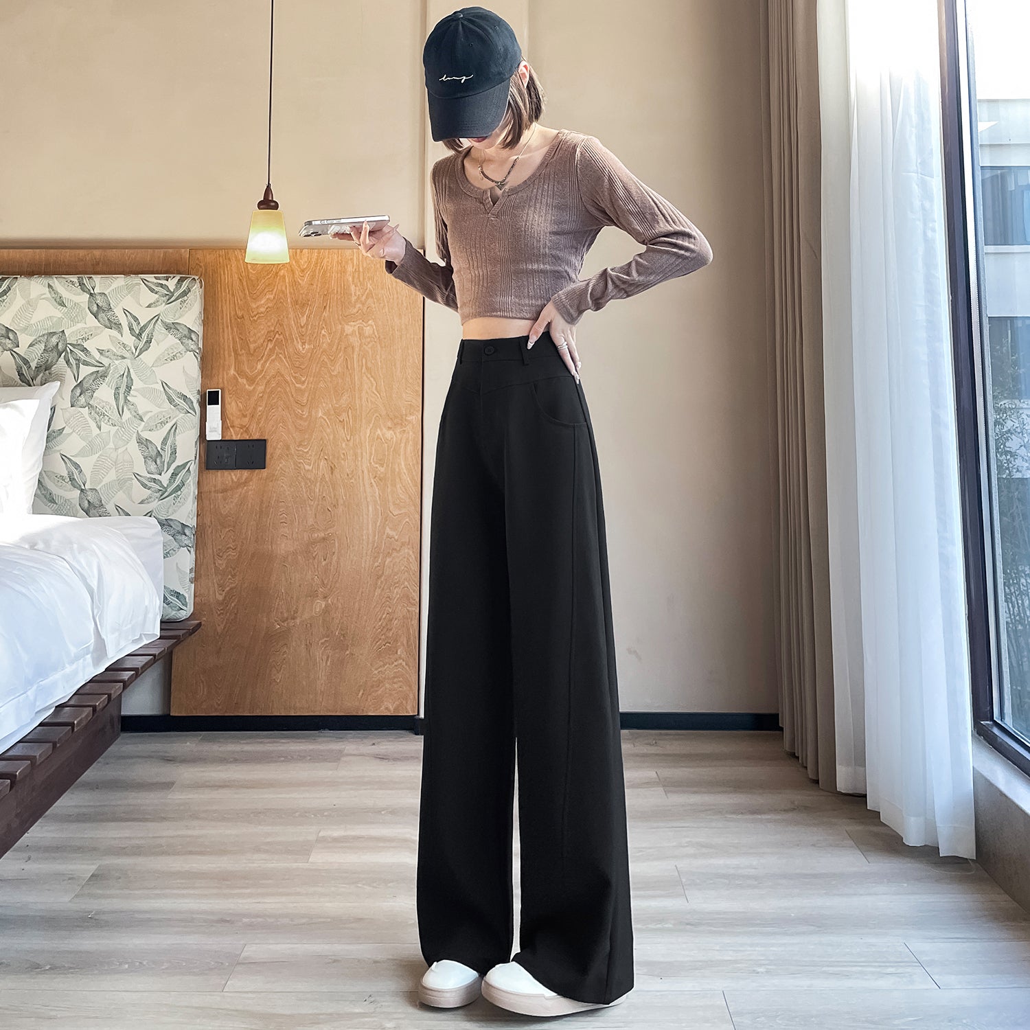 Straight Leg Pant