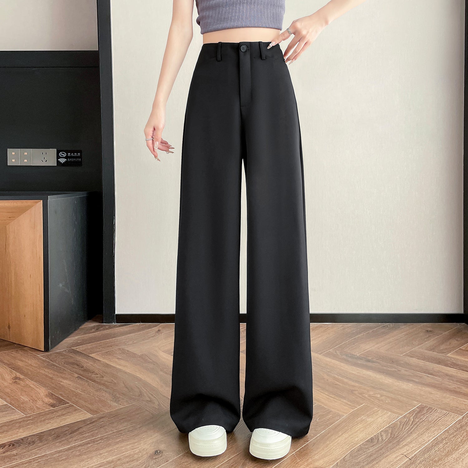 Straight Leg Pant