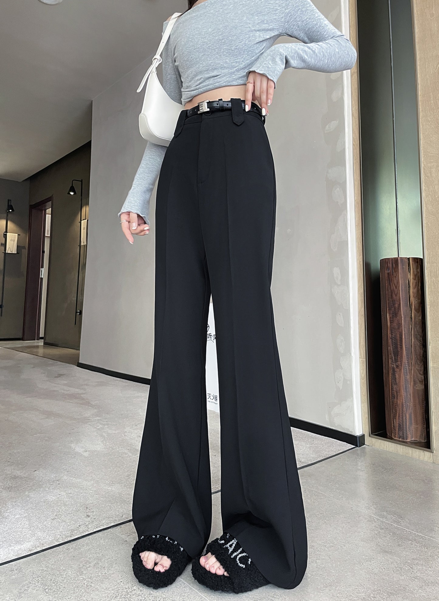 Straight Leg Pant