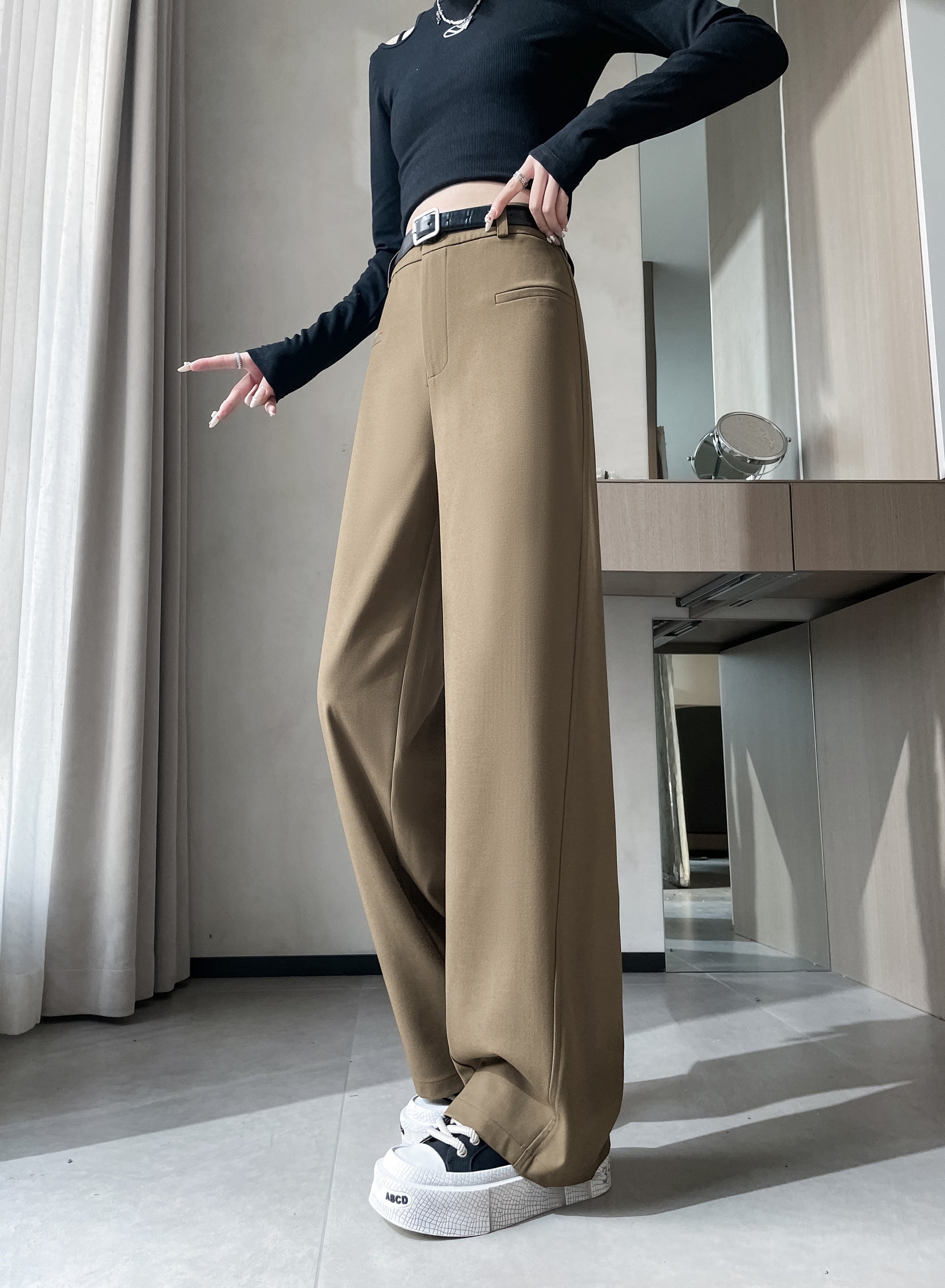 Straight-leg Pants