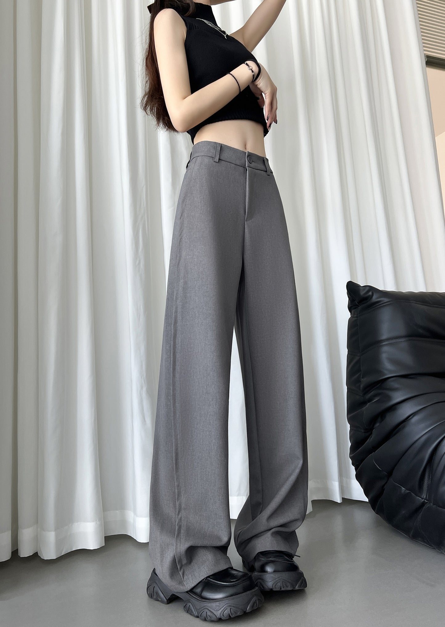 Straight-leg Trousers