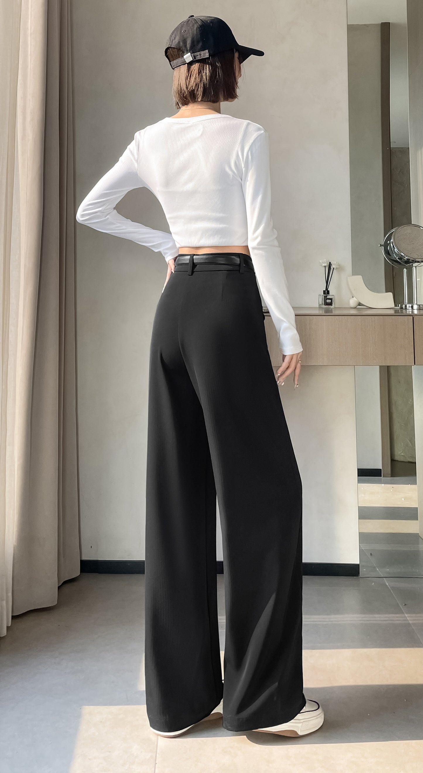 Straight Leg Pant