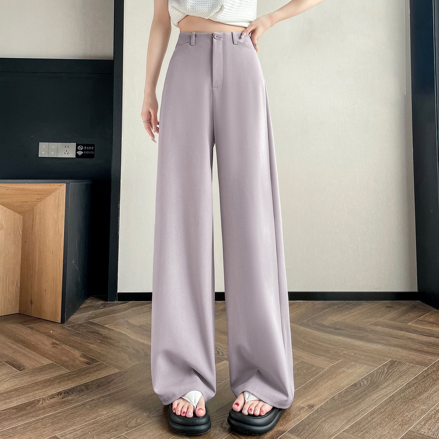 Straight-leg Trousers