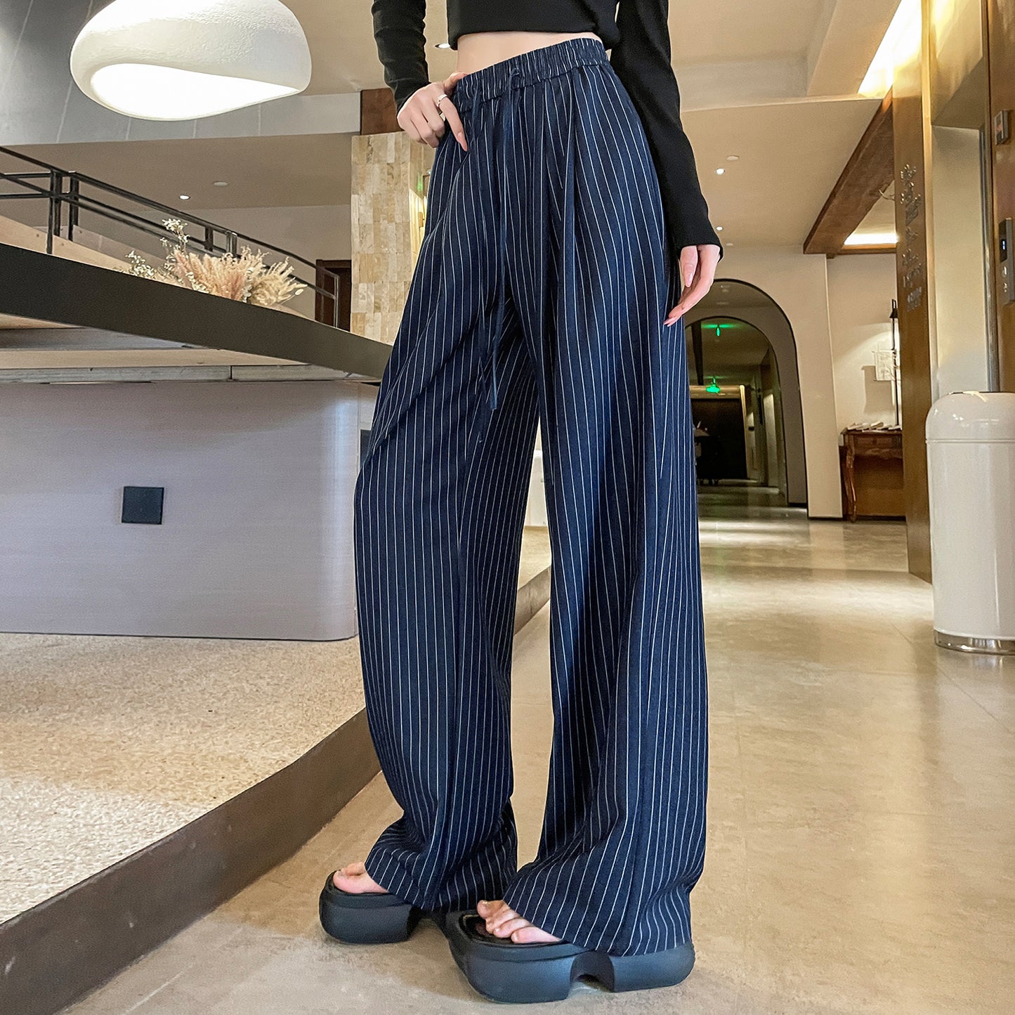 Straight-leg Pants