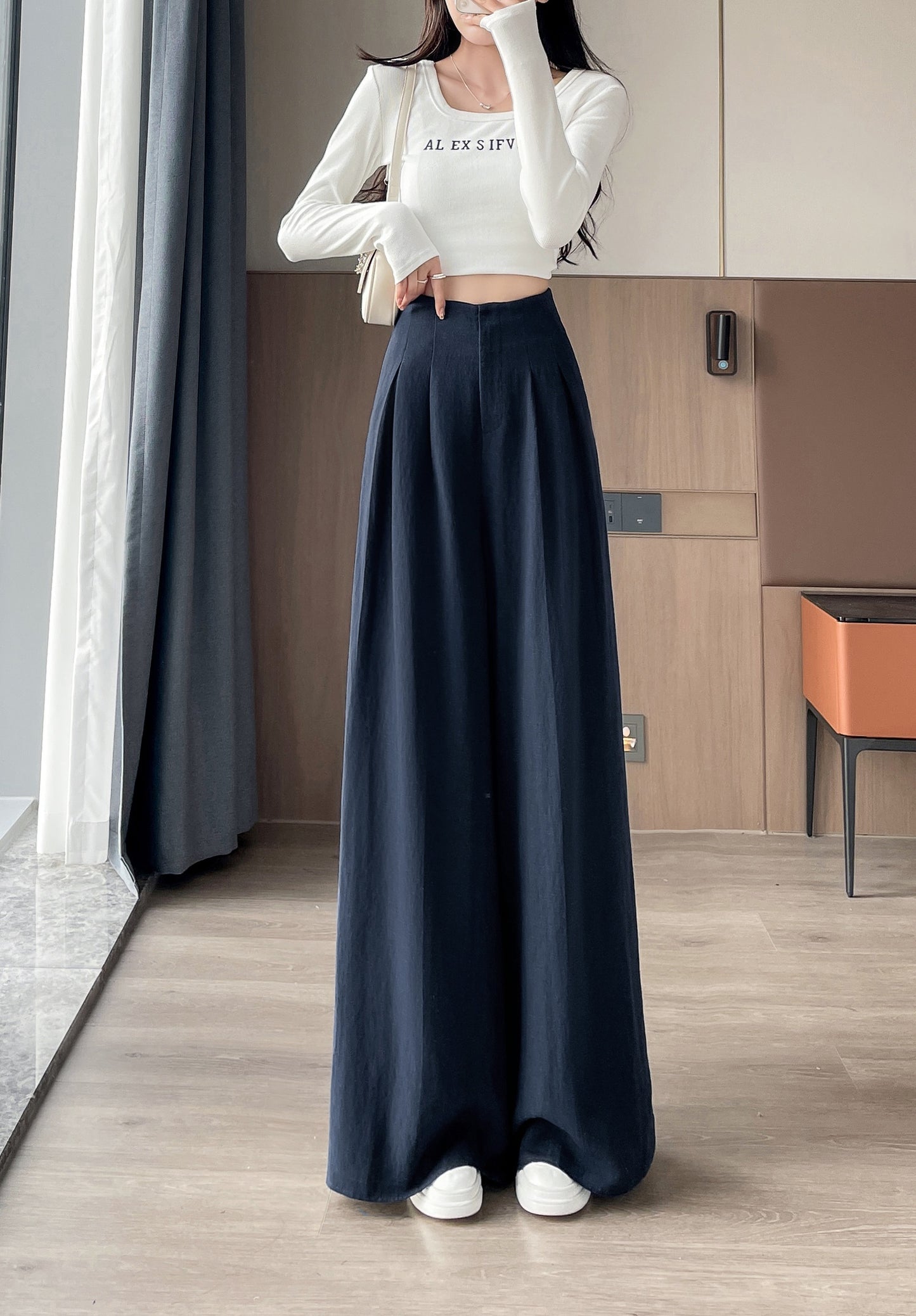 Wide Leg Trouser