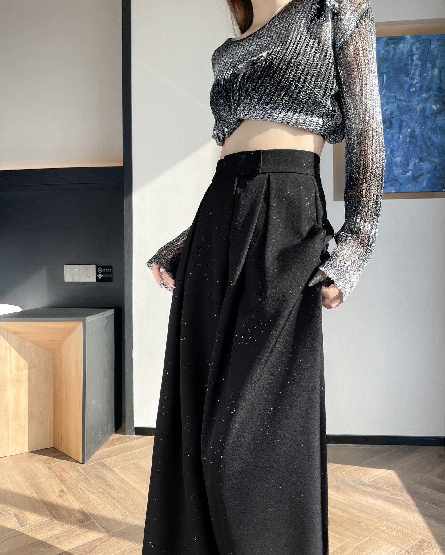 Wide-leg Pant