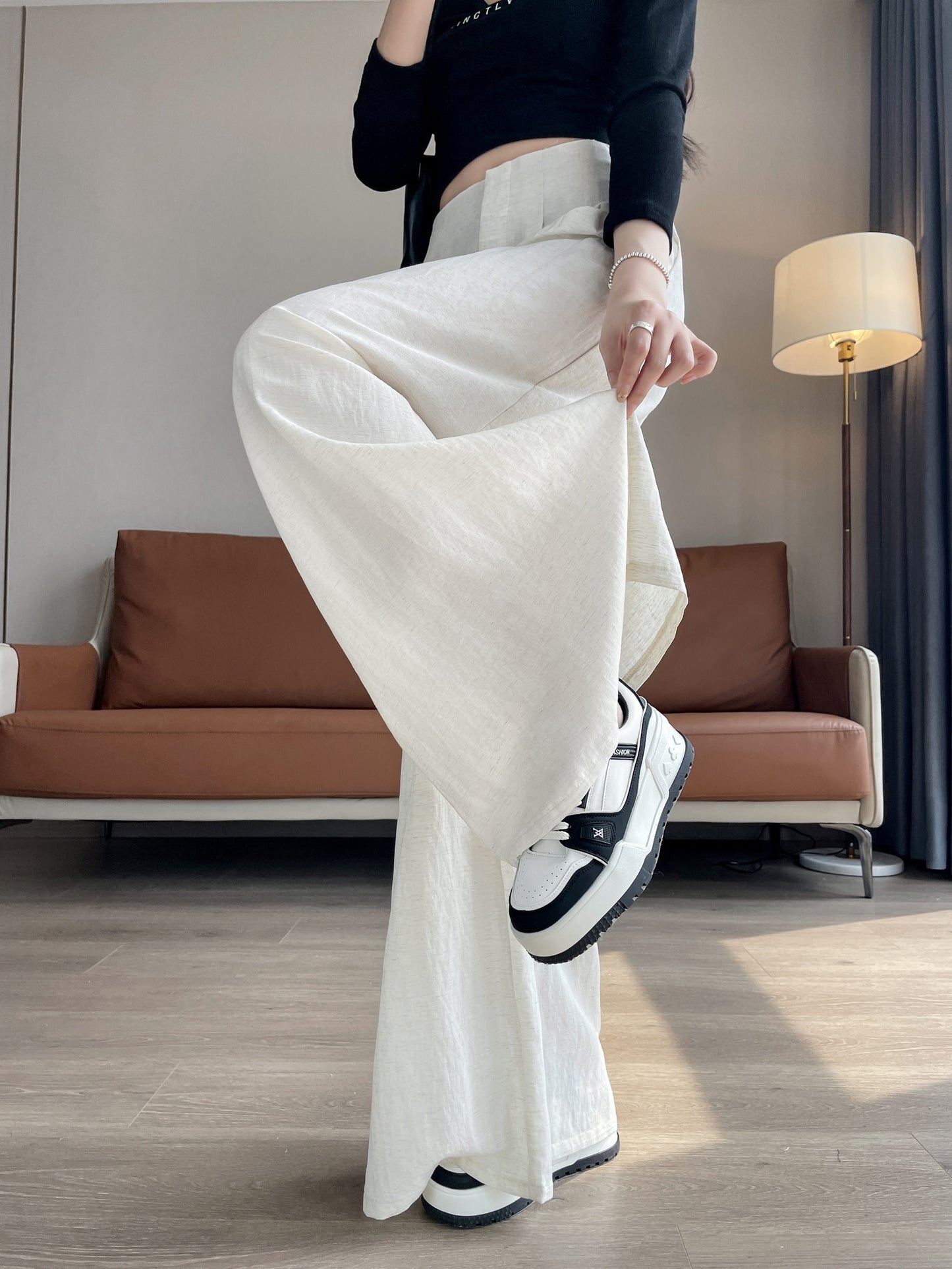 Wide-leg Pants