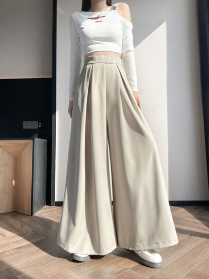 Wide-leg Trousers