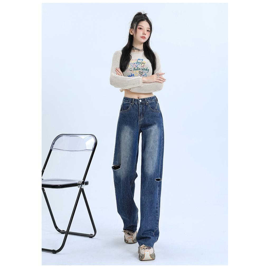 Jean taille haute, droit, style streetwear polyvalent, ample et délavé.