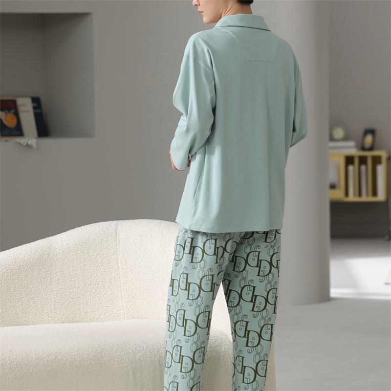 Reines Baumwoll-Bären-Taschen-Spandex-Knopf-Front-Lycra-Pyjama-Set.