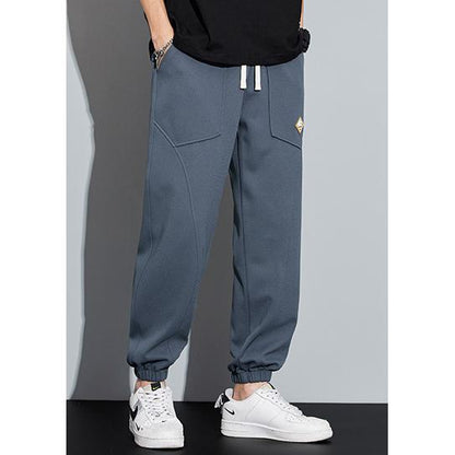 Tapered Knitted Sports Patched Pocket Sweatpant