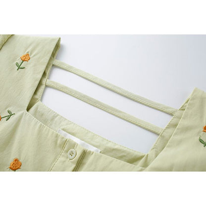 Blusas de manga larga con cuello cuadrado y bordado de flores