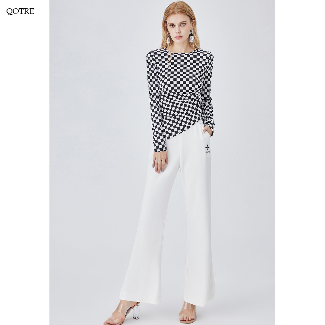 Women's T-Shirts Checkered Print Asymmetrical Hem Long Sleeve Tee