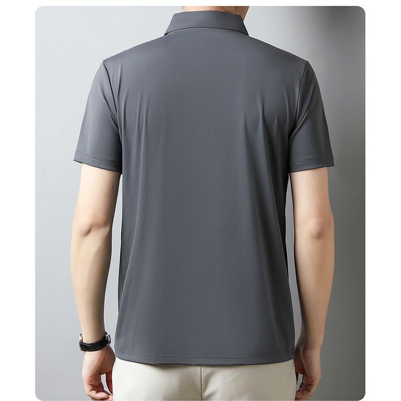 قميص بولو ذو أكمام قصيرة من الحرير الناعم ومقاوم للتجاعيد بتصميم مربعات هاوندستوث وياقة طويلة من السيلك.