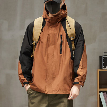 Regenjacke mit Kapuze und durchgehendem Reißverschluss im Workwear-Stil, fleckenabweisend und im Patchwork-Design