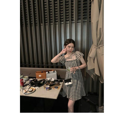 Square Collar Bubble Sleeve Cinched Waist Dress