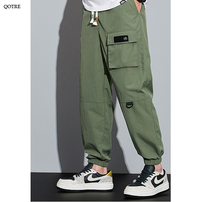 Tapered Elasticity Multi-Pocket Zipper Cargo Pants