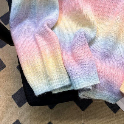 Pull en laine tricoté à la main avec tie-dye