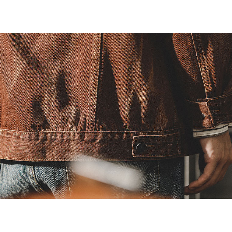 Lässige Retro-Jeansjacke mit weiter Passform