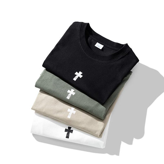 Bequemes, vielseitiges T-Shirt aus reiner Baumwolle mit Rundhalsausschnitt, kurzen Ärmeln und schlichtem Druck.