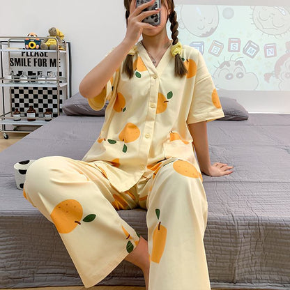 Baumwoll-Pyjama-Set mit V-Ausschnitt und Knopfleiste im Apfel-Stil