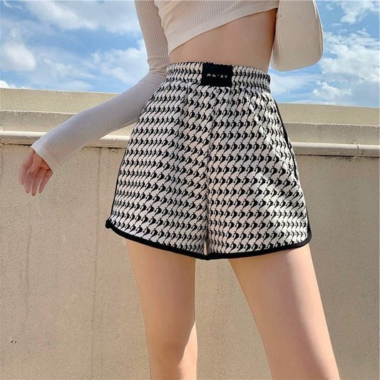 Loose Fit Sports Print Slimming High-Waisted Shorts