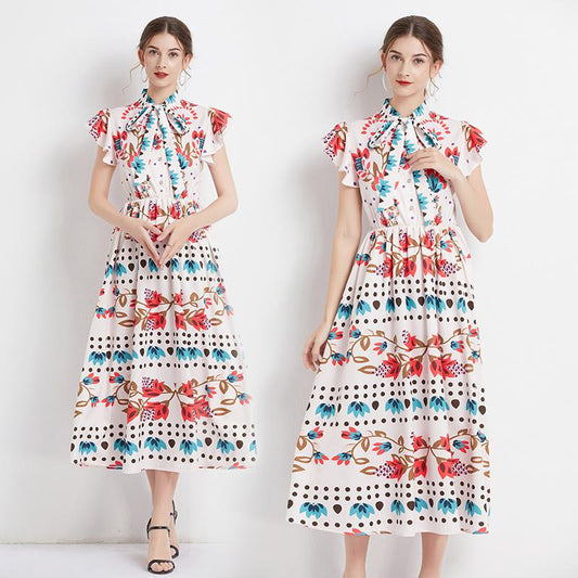 Retro-Kleid mit A-Linien-Design, Schmetterlingsärmeln und Kragen zum Binden