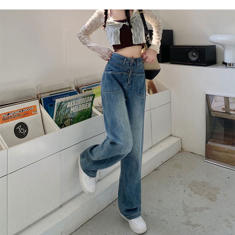 Bodenlange, locker sitzende High-Waisted Wide-Leg Jeans mit Taschen im Retro-Stil
