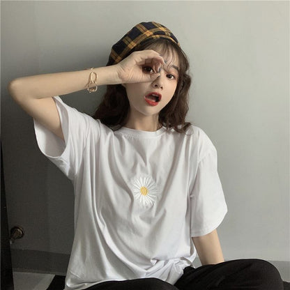 Plus Chamomile Loose Fit Pure Cotton Chic Short Sleeve Tee
