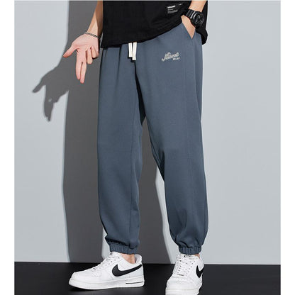 Tapered Strick-Sport-Sweatpant mit elastischem Bund