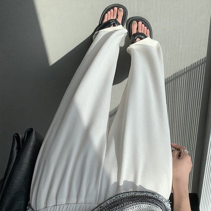 Bodenlange, leichte, lässige Sonnenschutz-Hose mit geradem Schnitt