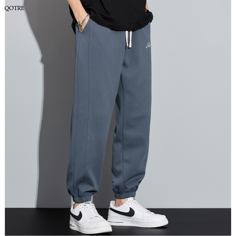 Pantalon de sport tricoté fuselé à taille élastique