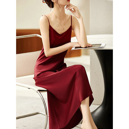 Robe élégante et polyvalente de style français de couleur unie, affinant la silhouette - Cami Exquisite