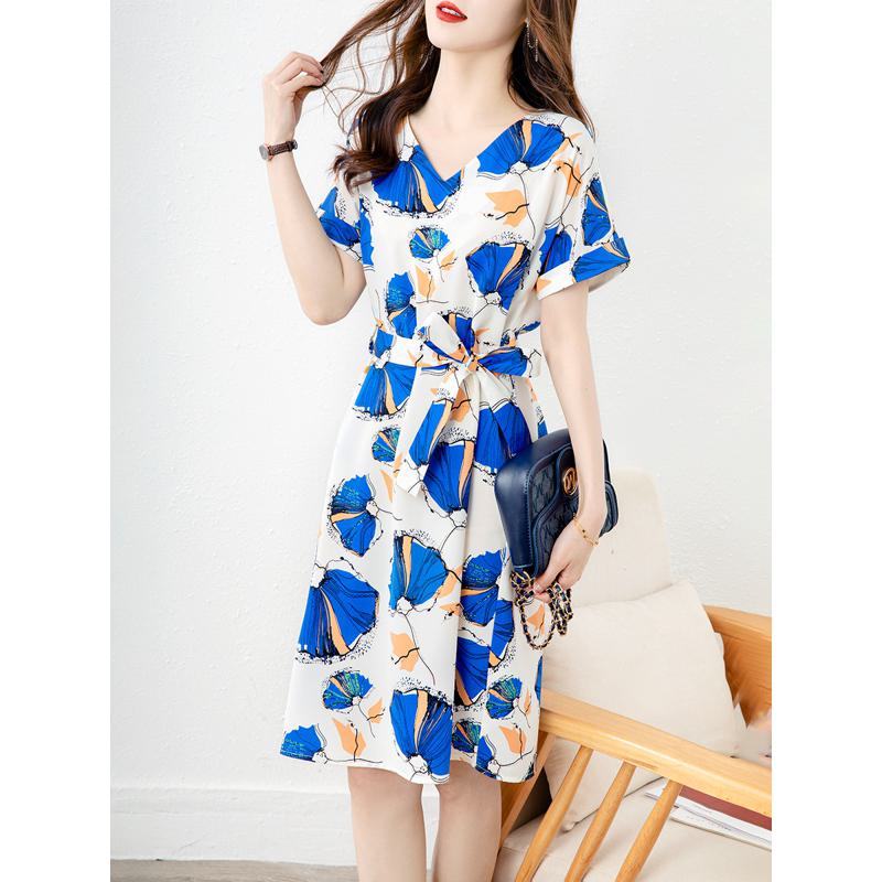 V-Neck Slim-Fit Floral Print Ultra-Short French Style Dress