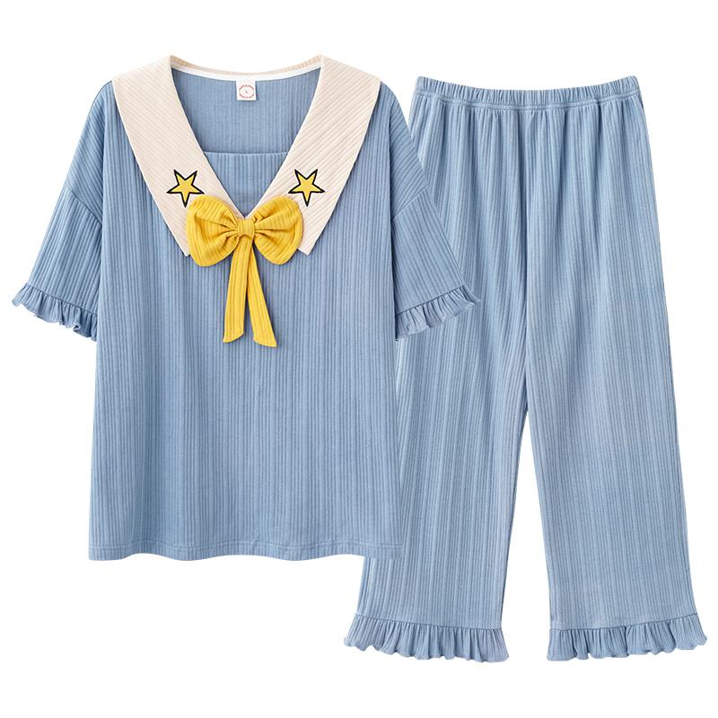 Blaues Baumwoll-Pyjama-Set mit Schleife und plissierten Sternen