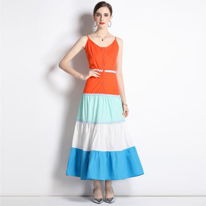 فستان ألين بخصر عالٍ وتنورة واسعة مصنوعة من قطع مختلفة
