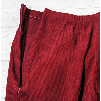 Pantalon en velours côtelé long avec fermeture éclair, couleur unie et poches