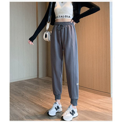 Sportliche, lockere Slim-Fit-Sweatpants in Übergröße mit geradem Schnitt