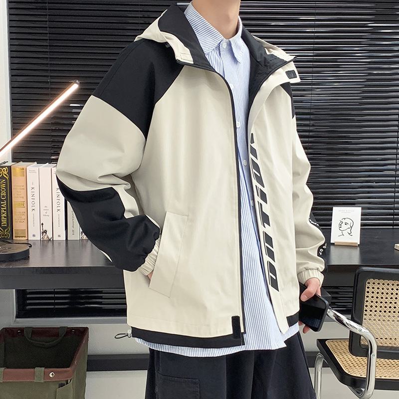 カジュアルな作業着スタイルの多機能レインコートフード付きジャケット