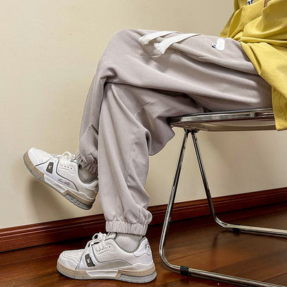 Lässige, locker sitzende Strick-Sweatpants - cool und trendig.