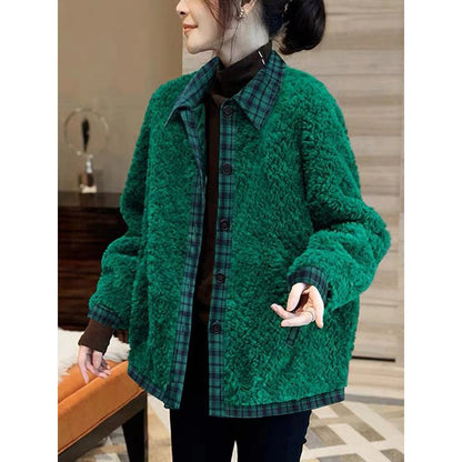 Manteau en peluche de mouton épaissi avec patchwork en peluche granulaire à carreaux