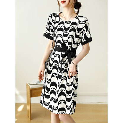 Cinched Waist Tie-Up Noble Print Chic Dress