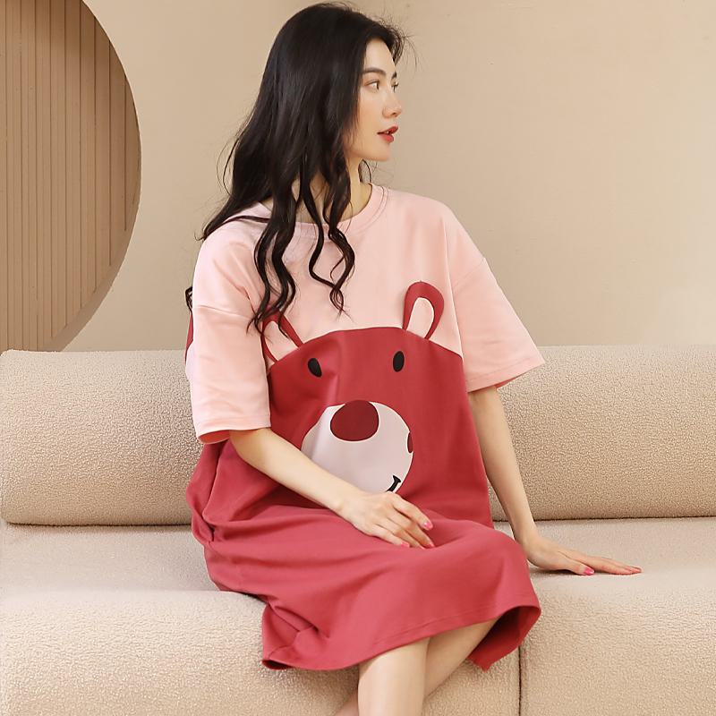 Vestido de estar en casa de algodón puro rojo tejido ajustado con estampado de oso