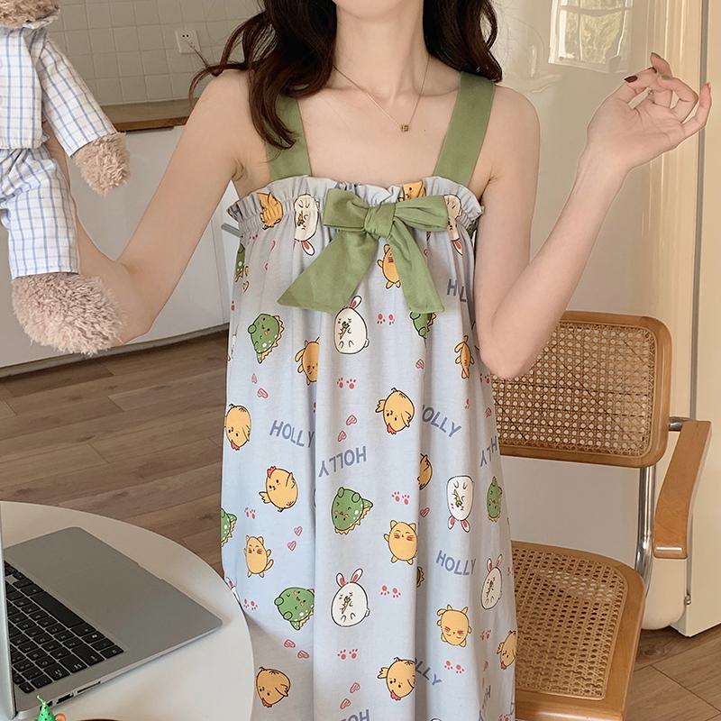 فستان ليلي برسوم متحركة وعقدة على الصدر