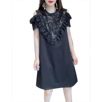 ブラックオフショルダーチックミディバーサタイルドレス。