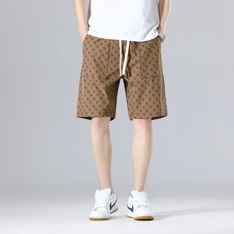 Lässige Seiden-Shorts im trendigen Stil